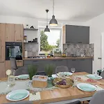 Modern Rscape With Pool Villa Baderna