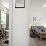 Modern Rscape With Pool Baderna