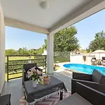 Modern Rscape With Pool *