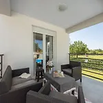 Modern Rscape With Pool Baderna