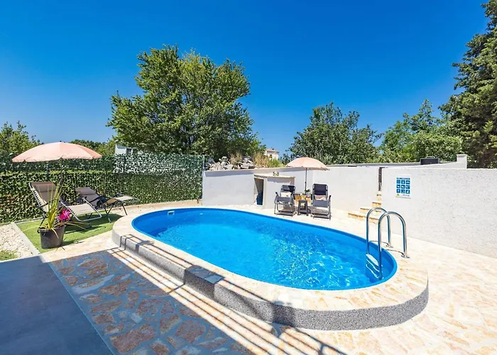 Modern Rscape With Pool Βίλα *