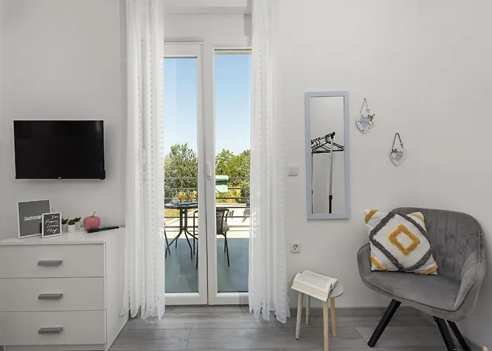 Вилла Modern Rscape With Pool *